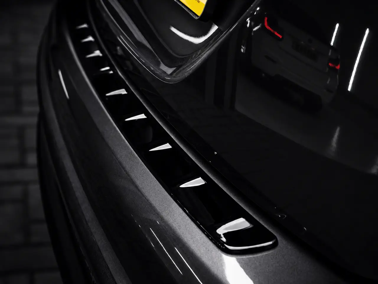 Mercedes finished in gloss black with fitted body styling, AutoPerfect Stone