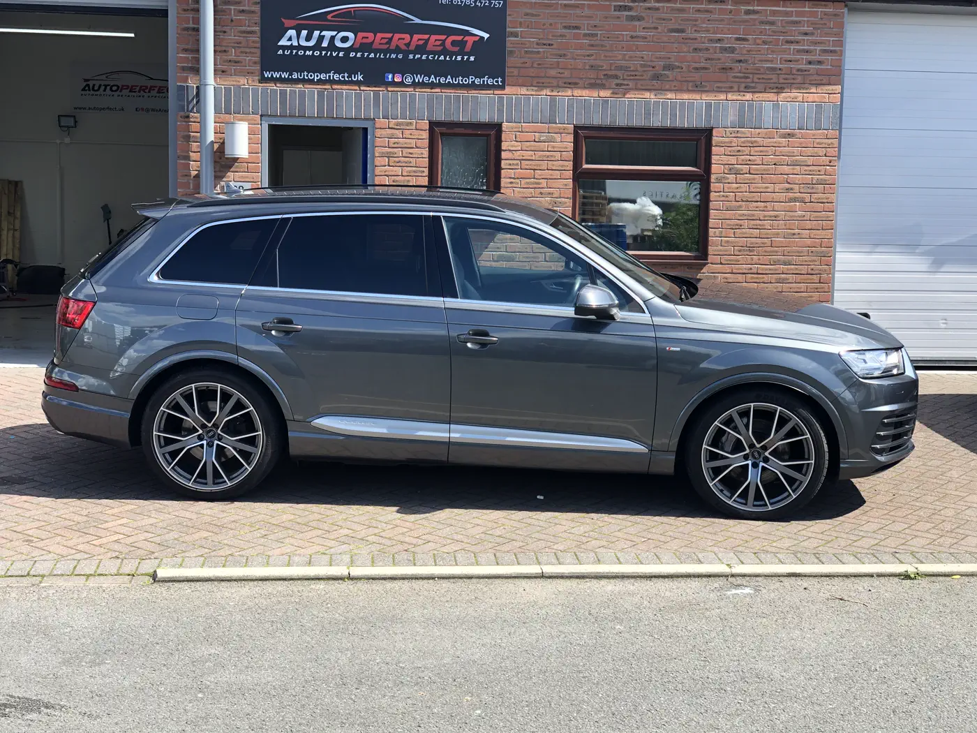Audi with tinted windows, AutoPerfect Stone
